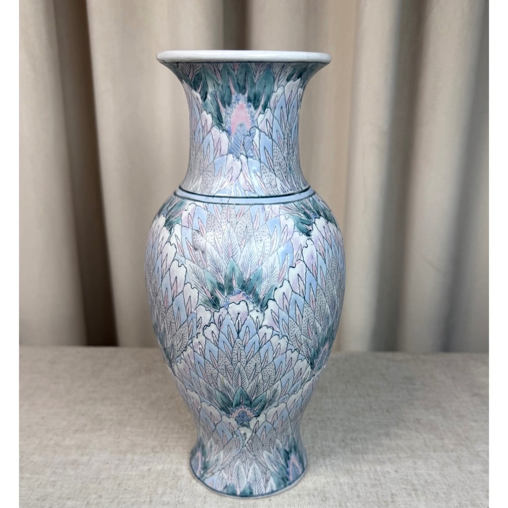 Vintage TOYO Plumage Fantasy Porcelain Vase Pastel Chinoiserie 10" China